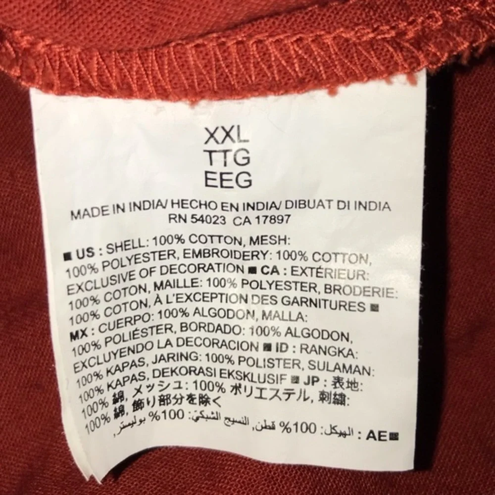 Old Navy Long Sleeve‎ V Neck Crochet Bib Lace Top